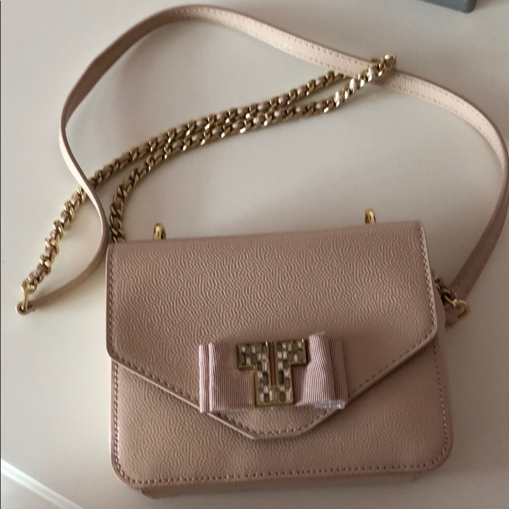 Beige Tory Burch crossbody bag